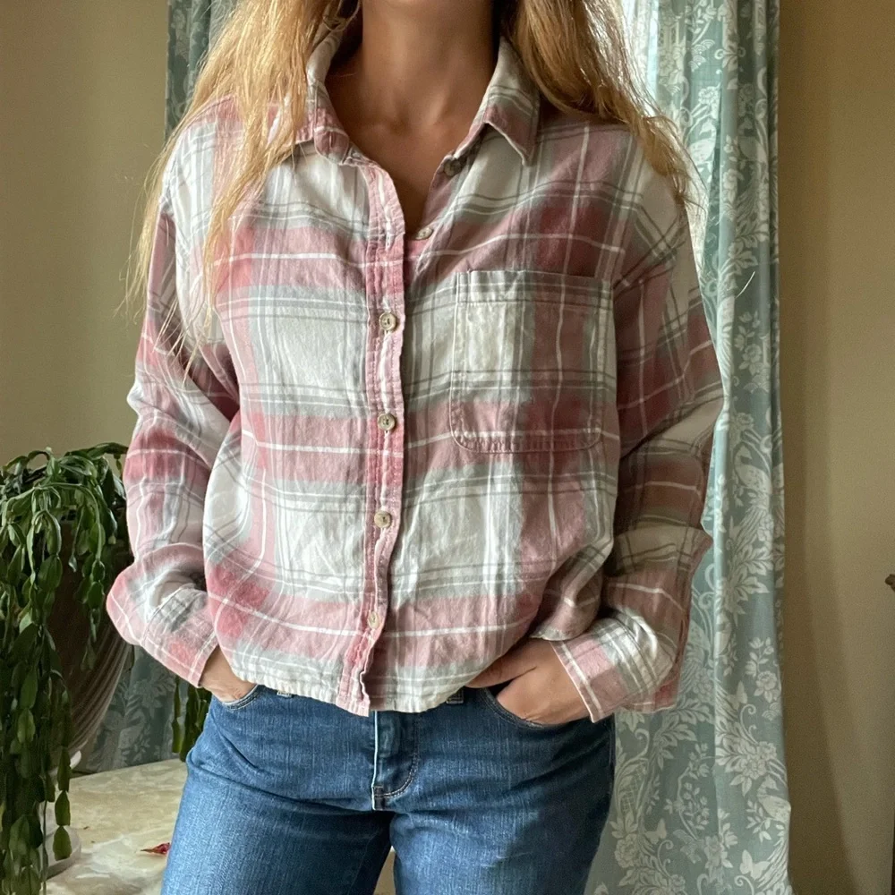 American Eagle cropped tiger plaid button down - Picture 6 of 16